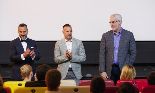 O dalmatinskoj boutique vinariji snimljen je film koji ostavlja bez daha: Evo kako je izgledala premijera u Splitu