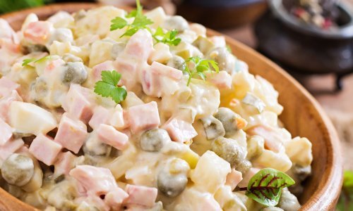 Blagdanska kraljica stola: Ovo je jedini recept koji vam treba za najbolju francusku salatu