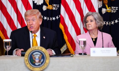 Trumpova najmoćnija operativka: Suradnici Trumpu prikazuju uljepšanu sliku stanja u Iranu