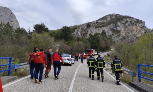 Zipline bez adekvatne opreme: HGSS spašavao Čehe u kanjonu rijeke Čikole