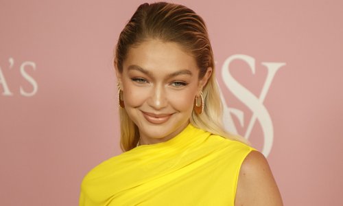 Gigi Hadid prvi put reagirala nakon što se pojavila u Epsteinovim dokumentima: 'Pozlilo mi je'