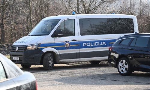 Dvojica se posvađala na parkingu benzinske postaje: Jedan potegao nož i napao