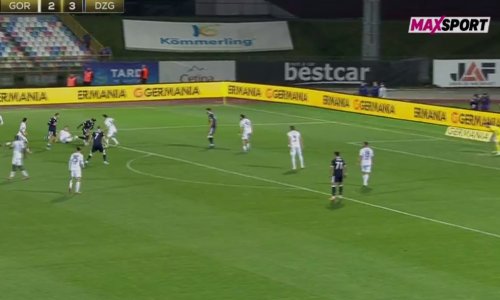 Nestvarno je ovo što večeras radi Miha Zajc! Pogledajte dribling i golčinu ala Ronaldinho