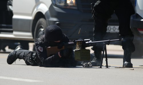 Policija u BiH spriječila krijumčarenje 38 ilegalnih migranata u Hrvatsku