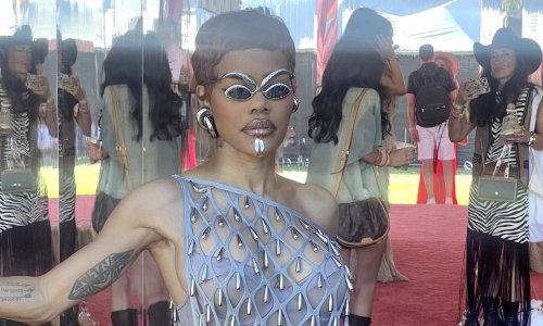 Što je to stavila na lice? Teyana Taylor pojavila se u izdanju koje je sve ostavilo bez riječi