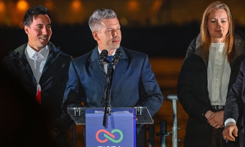 Velika pobjeda, dug proces: Magyar bi za preuzimanje vlasti mogao čekati i do dva mjeseca