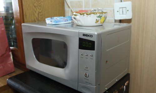 Sve više vozača ključeve drži u mikrovalnoj: Razlog nije nimalo bezazlen