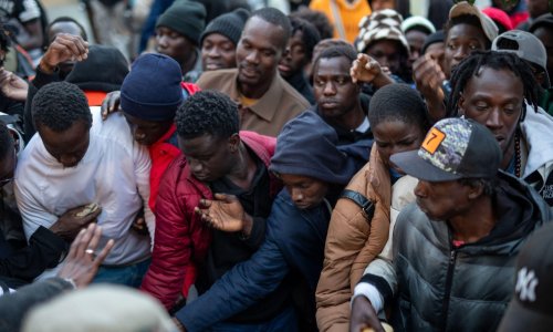 Španjolska odobrava boravak pola milijuna migranata, oporba žestoko protiv