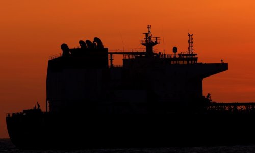 Iran se neće predati, supertanker probio američku blokadu; Trump šalje još tisuće vojnika?