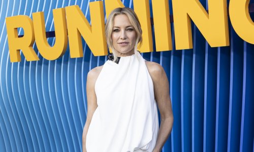 Elegantna Kate Hudson privukla je sve poglede na premijeri
