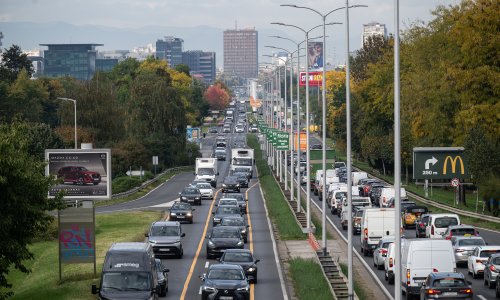 Gužve u Zagrebu, nesreća na Slavonskoj uzrokovala kolone