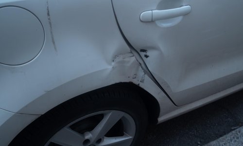 Novi trik za vozače je hit: Evo kako se s kućnim sastojcima riješiti ogrebotina na autu