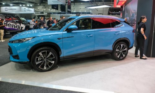 Je li ovo novi hit među obiteljskim SUV-ovima? Kinez napada Tiguan i Qashqai