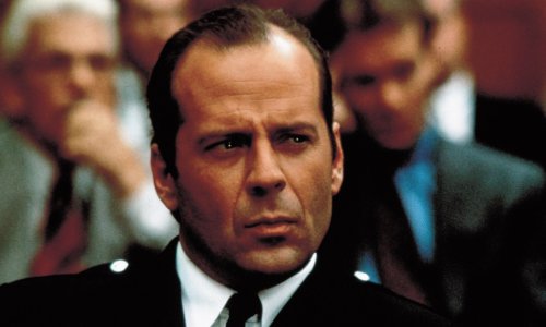 Netflix je iznenada pokorio akcijski film iz 90-ih s Bruceom Willisom i Sarah Jessicom Parker