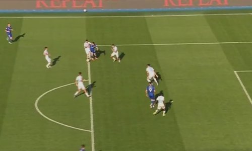 Dinamovci u nevjerici da ovo nije penal: Pogledajte situaciju zbog koje su poludjeli na suca