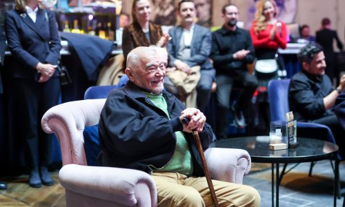 Mesić povodom obljetnice Jasenovca: 'Državni vrh tolerira relativizaciju'