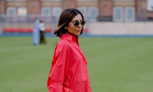 Podiže svaki stajling i ide uz sve traperice: Zarina košulja koju ćete rado nositi ove sezone