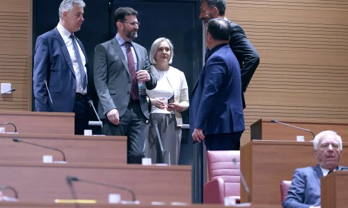 Saborski klubovi za ugovore s Australijom i Novim Zelandom: 'Pravedniji porezni tretmani'