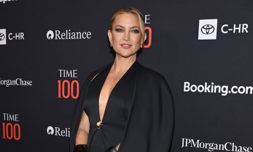 Jednostavno, a tako efektno izdanje: Kate Hudson očarala u modnom klasiku