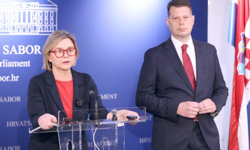 Đujić i Benčić napustili sjednicu pa poručili: 'Odbijamo sudjelovati u njegovim ludorijama'