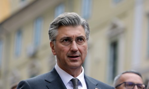 Plenković žestoko napao SDP i Možemo!: 'Kvarni i lažni političari, sad su goli i bosi!'