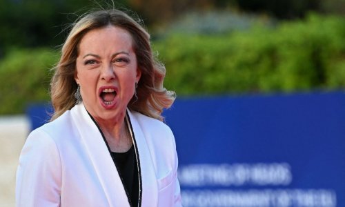 Nakon poraza na domaćem terenu Meloni vratila popularnost: Evo zbog čega je brane i najljući neprijatelji