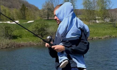 Justin Bieber podijelio rijetke fotografije sa sinom: Maleni Jack Blues uživa u ribolovu