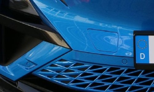 Znate li čemu služe mali poklopci na braniku automobila?