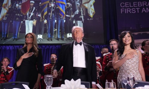 Muškarac pucao sačmaricom u Bijeloj kući, Trump i Melania evakuirani