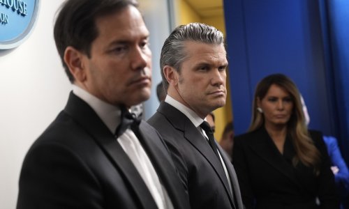 FOTO Ljudi su vikali 'Dolje! i bježali pod stolove. Potresena Melania, Trump u šoku, skamenjeni Rubio