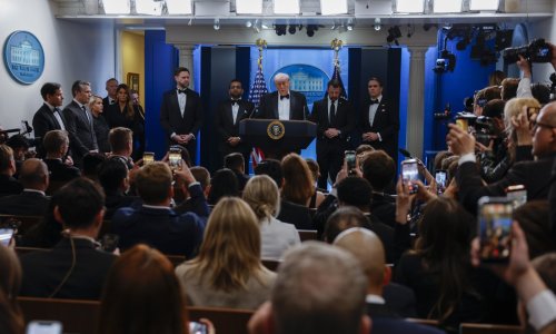 Trump otkrio što mu je Melania rekla nakon pucnjave, šire se snimke kaosa, napadač imao jasnu metu