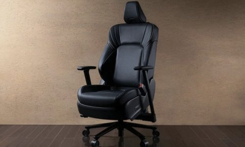 Ovaj gejming stolac iz Toyote vjerojatno je skuplji od vašeg cijelog računala