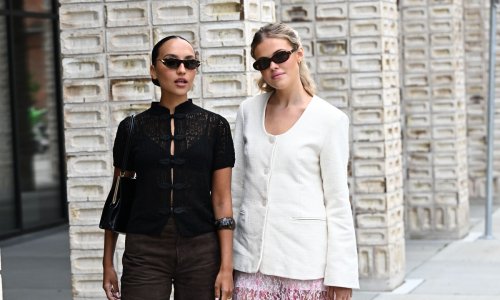 Ili ih volite ili mrzite: Capri hlače su se vratile, a uz ove cipele čine savršen spoj