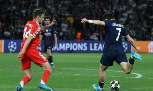 Potpuni preokret u Parizu! Jedan od najmanjih igrača na terenu glavom zabio za vodstvo