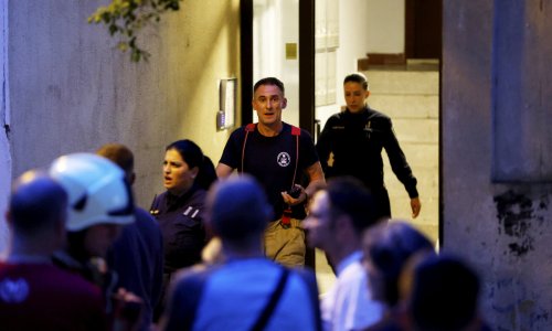 Planuo požar u zgradi u Splitu: Nastala panika, stanari razbijali vrata