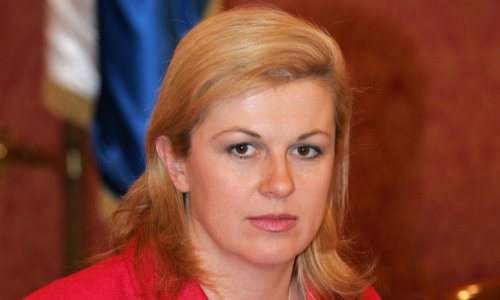 Naglašeniji struk i velika promjena kroz godine: Kolinda danas izgleda bolje nego ikad