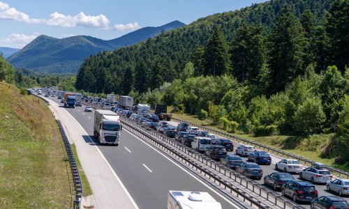 Putujete za produženi vikend? HAK upozorava gdje će biti gužve i kolone