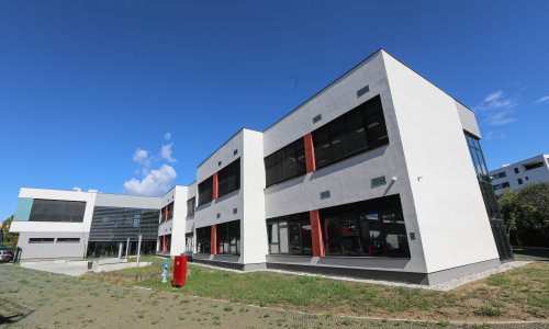 Izgubljeni ključ i izlaz kroz hodnik: Evo kako je prošla evakuacija u zagrebačkoj školi