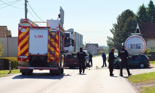 Tragedija kod benzinske u Pitomači: Automobil odbačen u cisternu, ima mrtvih