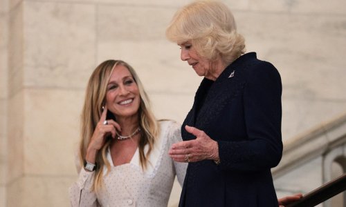 Sarah Jessica Parker 'iskopirala' je princezu Dianu za susret s kraljicom Camillom