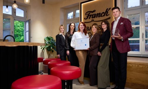 Franck potvrdio visoke standarde u upravljanju ljudskim resursima preuzevši Employer Partner certifikat