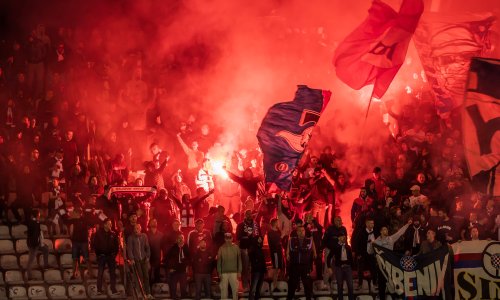 Hajduk i Dinamo ponovno kažnjeni: Evo koliko moraju platiti zbog ponašanja navijača