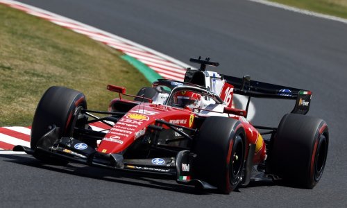 Ferrari dominirao na kaotičnom treningu: Leclerc najbrži nakon niza izlijetanja