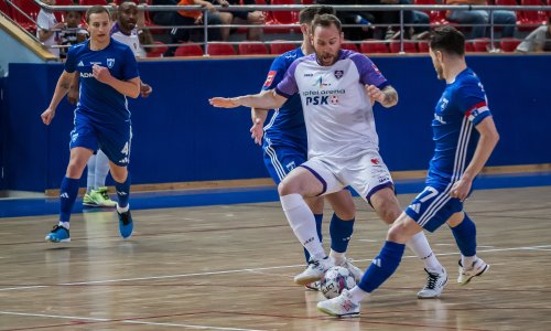 Dinamo vodio 2:0 pa doživio težak poraz u Makarskoj. Pogledajte ludu utakmicu i sve golove