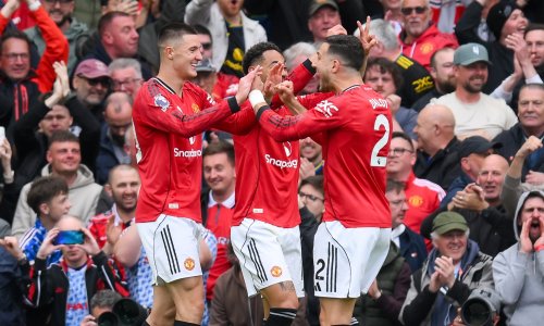 Manchester United u ludoj utakmici svladao Liverpool i osigurao Ligu prvaka