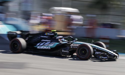 Vratila se Formula 1: Mladi Talijan opet dominira, zadnji krug pružio neviđenu dramu