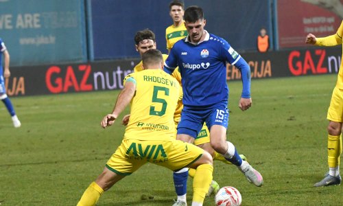 Od 18:00: Istra i Slaven traže prekid loše forme, stigli sastavi