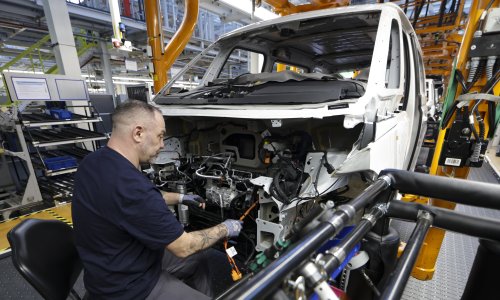 Povratak V8 motora: Mijenjaju se strategije usred električne tranzicije