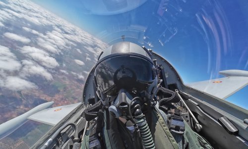 Buduća kraljica sjela u vojni avion i poletjela: Pogledajte nevjerojatnu snimku princeze Leonor