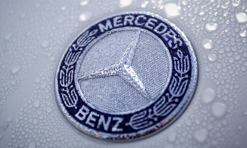 Njemački autogiganti okreću se oružju: Mercedes slijedi Volkswagen
